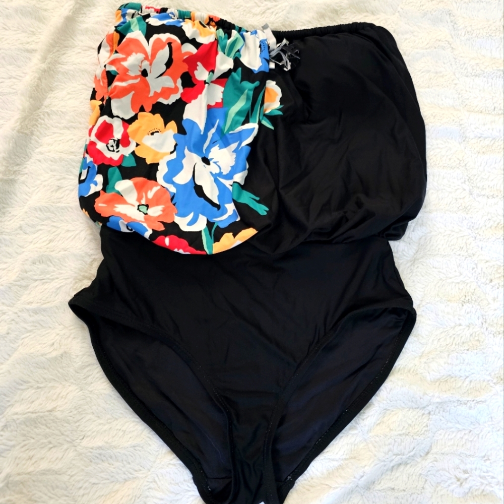 Anne Cole Black and Blue Floral One Piece Swimsuit Size 6
